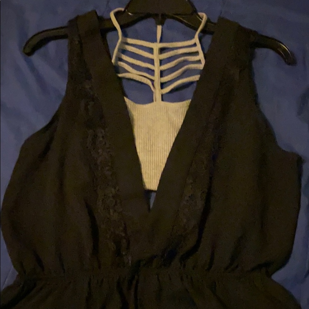 Super cute romper with pockets